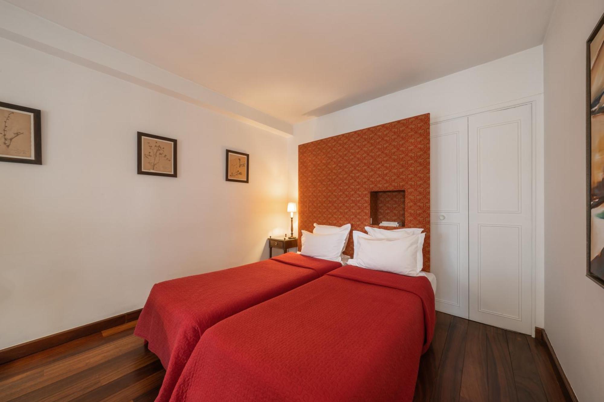Hotel Du Prince De Conti Paris Bagian luar foto