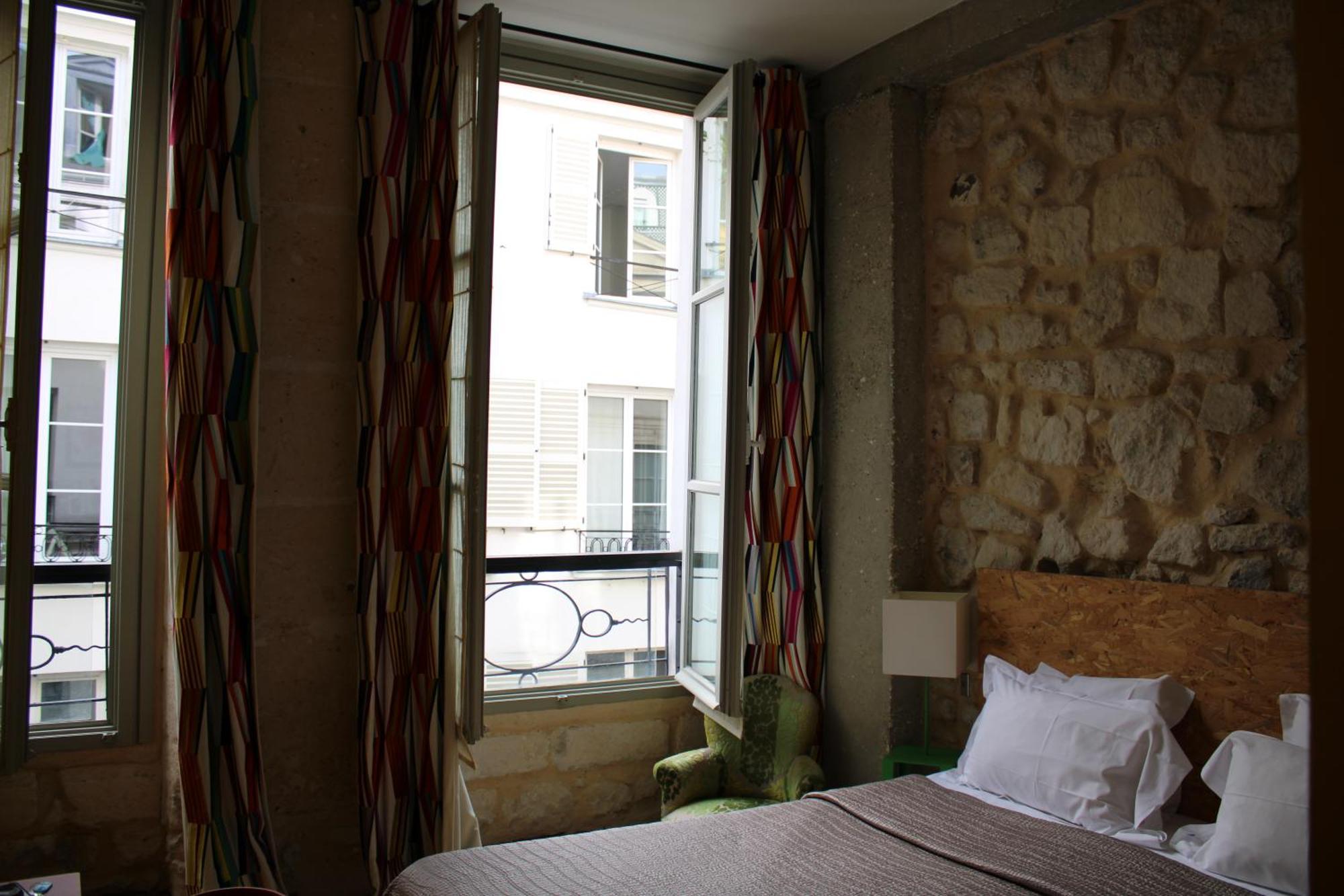 Hotel Du Prince De Conti Paris Bagian luar foto