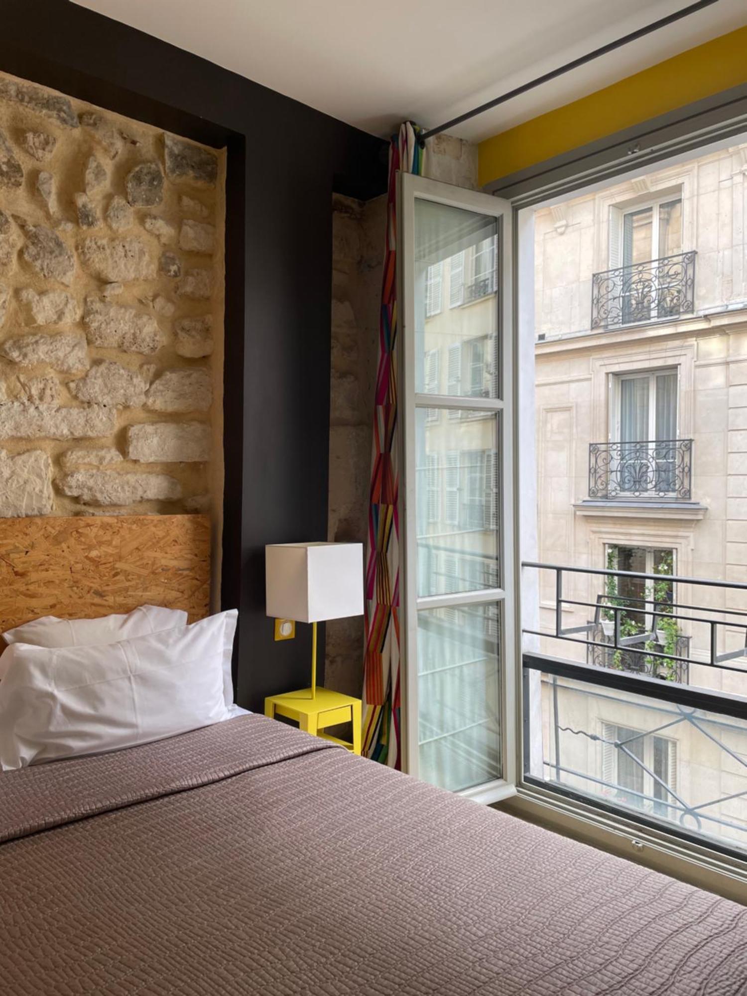 Hotel Du Prince De Conti Paris Bagian luar foto